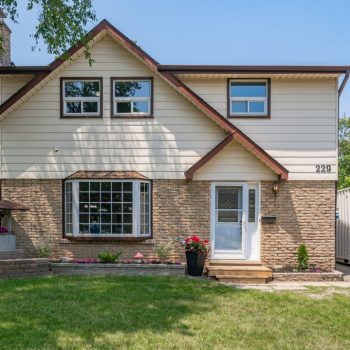 001-239 Cedarwoods, Kitchener-6000_m