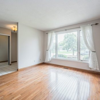 008-46 Farrier Pl Kitchener-18_m