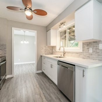 012-239 Cedarwoods, Kitchener-6011_m