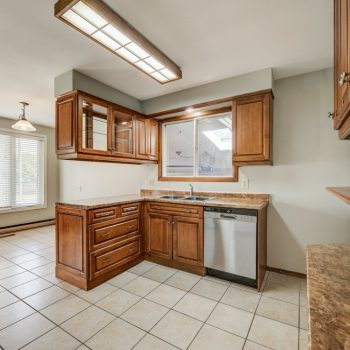 012-85WinterAve_12_m