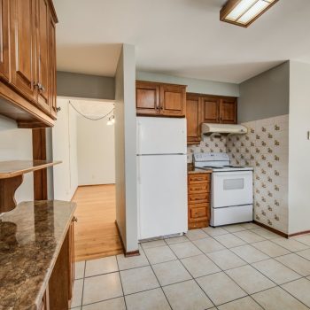 014-85WinterAve_14_m