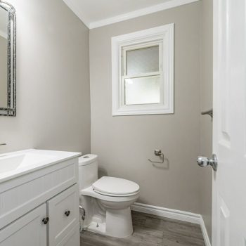 016-239 Cedarwoods, Kitchener-6015_m