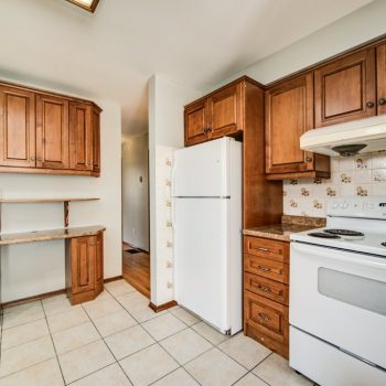 016-85WinterAve_16_m