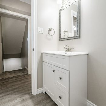 017-239 Cedarwoods, Kitchener-6016_m