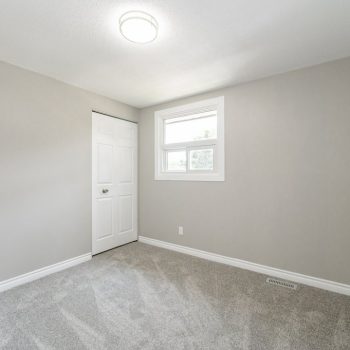 020-239 Cedarwoods, Kitchener-6019_m