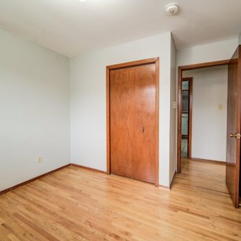 023-85WinterAve_23_m