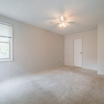 025-46 Farrier Pl Kitchener-35_m