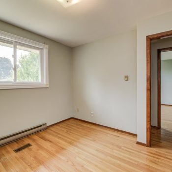 027-85WinterAve_27_m