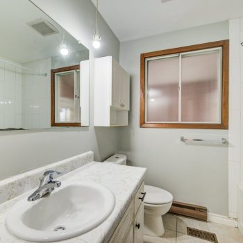 028-85WinterAve_28_m