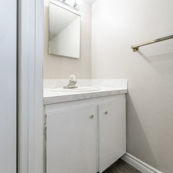 034-239 Cedarwoods, Kitchener-6033_m