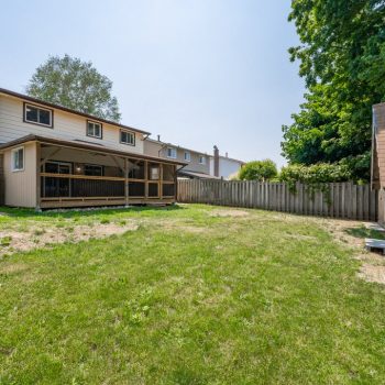041-239 Cedarwoods, Kitchener-6040_m