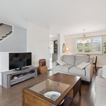 10-Riverside Dr 010