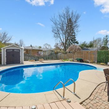 32-Kingswood Dr 032