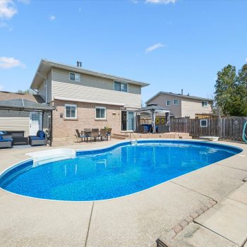 36-Kingswood Dr 036